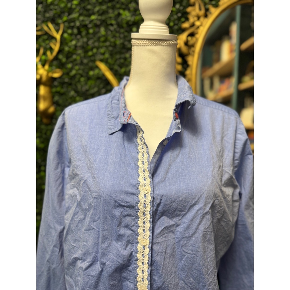Hannah Blue Chambray Lace Trim Button Up Cottagecore Blouse XL‎ - Picture 2 of 8